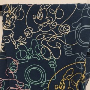 🍒 LulaRoe Disney Scribbled OS